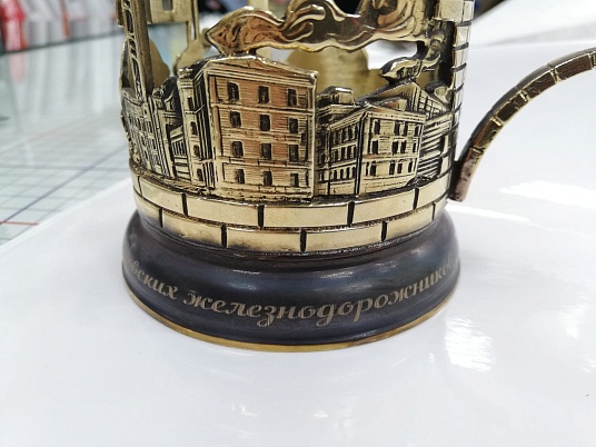 Гравировка на подстаканниках