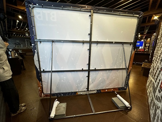 Аренда Press Wall для баннеpов и фoтoзoн 3000х2500мм