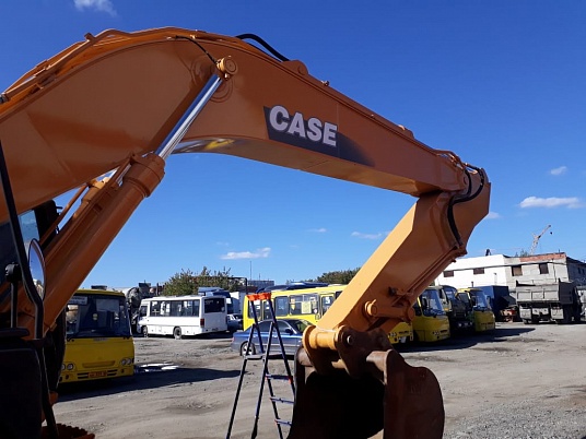 Брендирование экскаватора Case