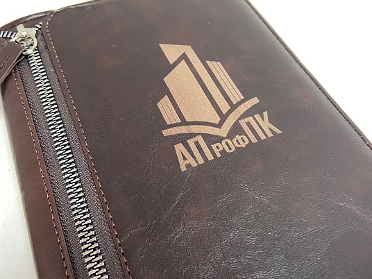 Гравировка на коже